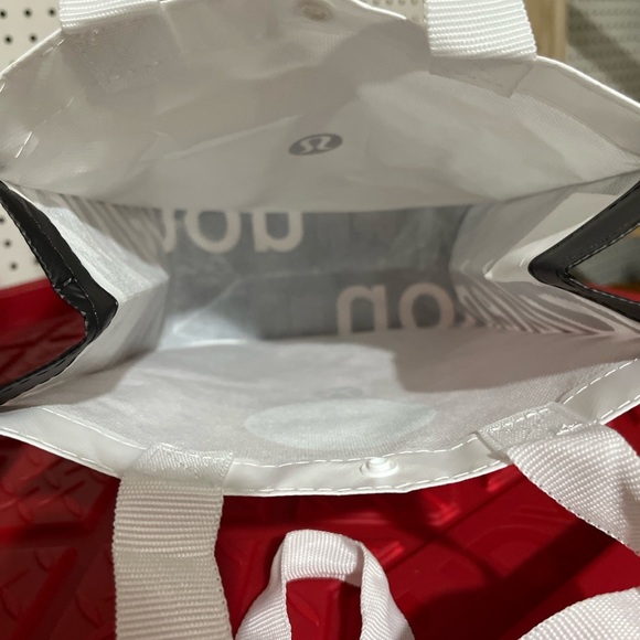 Lululemon White Black Logo Tote Bag Shopper - Picture 6 of 6